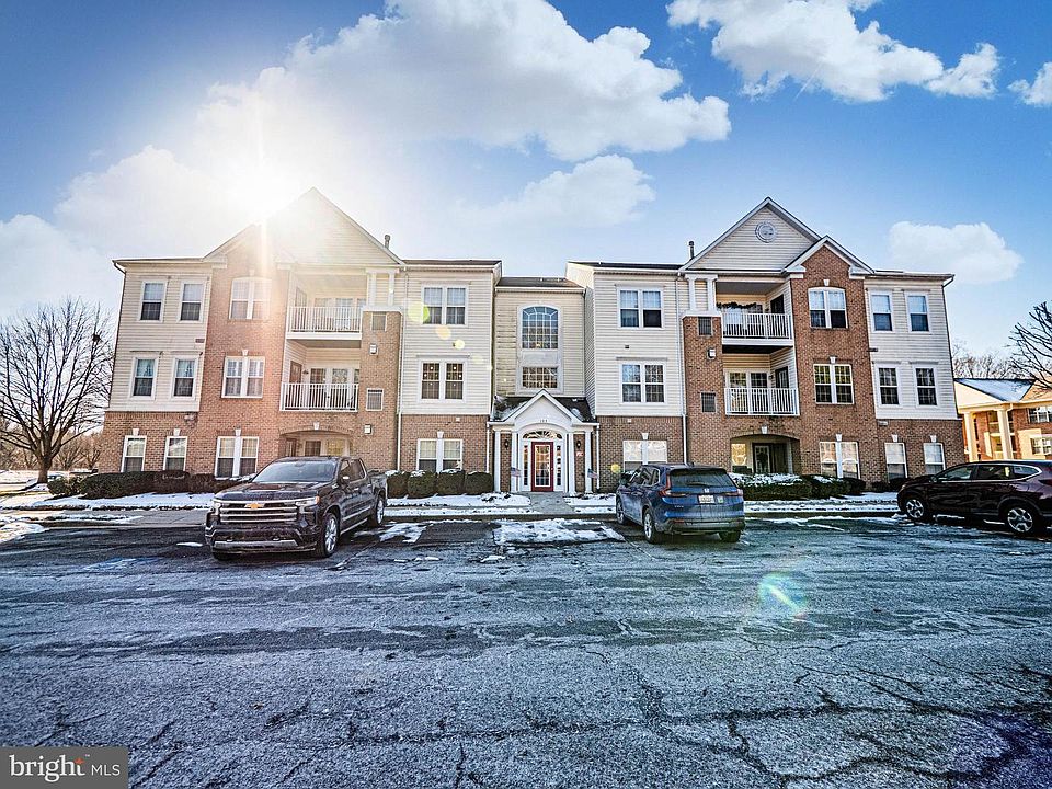 1st image of 103 Sunshine Ct Unit C