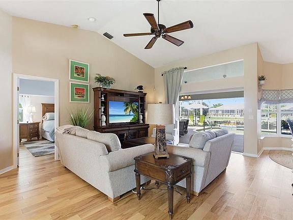 2nd image of 1318 PENGUIN COURT