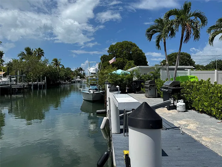 1301 Grouper Dr — Photo 48