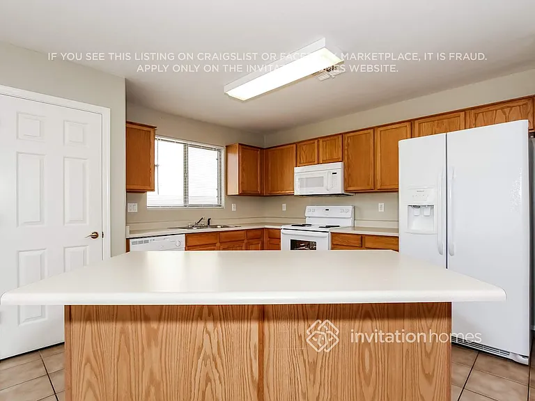 15082 W Taylor St — Photo 8