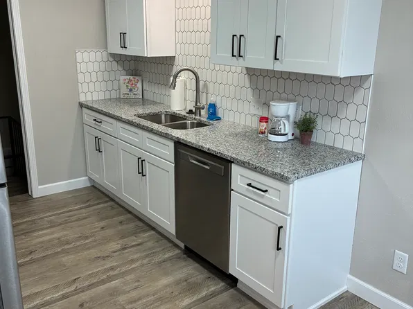 337 E Louisa St #337, Derby, KS 67037