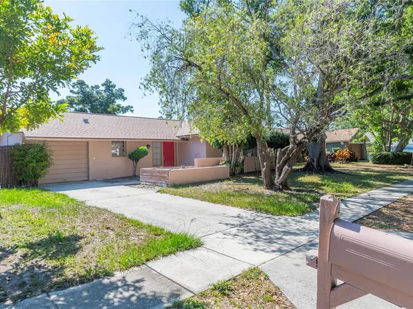 10062 84th Way, Seminole, FL 33777