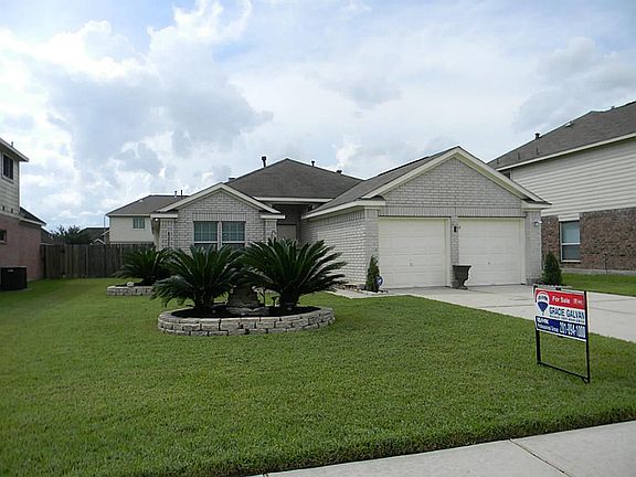 3rd image of 3230 Dove Cove Cir