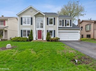 5307 Greenview Rd, Oakwood Hills, IL 60013