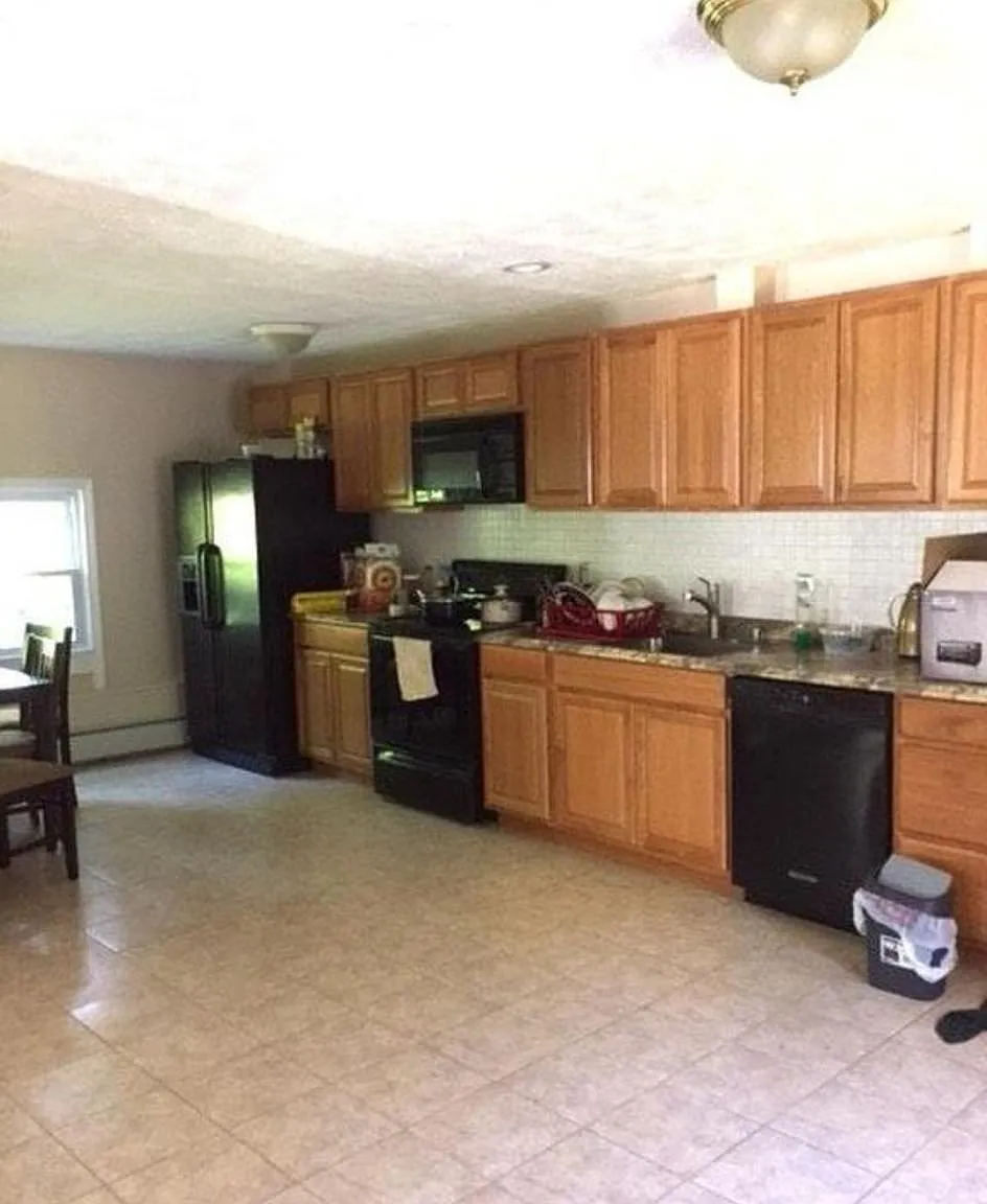 23 Centerbrook Rd — Photo 3
