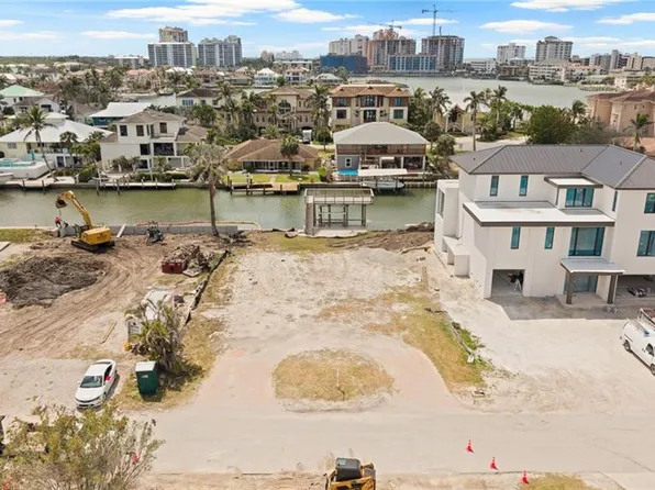 270 TRADE WINDS AVE, NAPLES, FL 34108