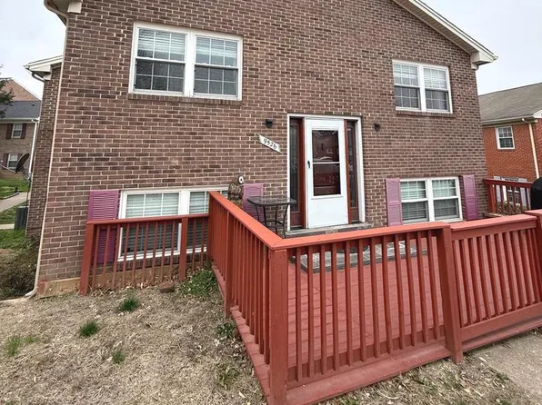 9526 Hagel Cir, Lorton, VA 22079