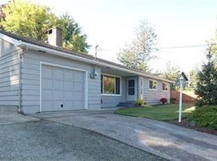 1218 Cedar Ln, Mount Vernon, WA 98273