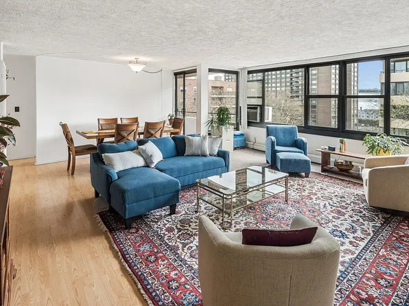 16230 Powells Cove Blvd APT 6A, Flushing, NY 11357