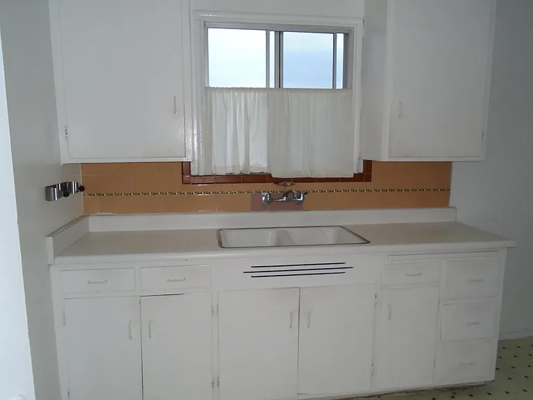905 Dwight Way — Photo 13