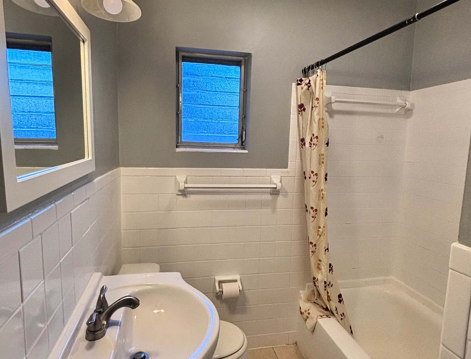 3 bed, 1099 sqft, $1,450 — Photo 1