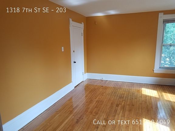 4th image of 1318 7th St SE #203