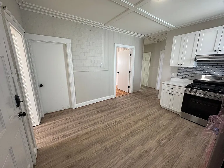 58 Pilling St #2 — Photo 3