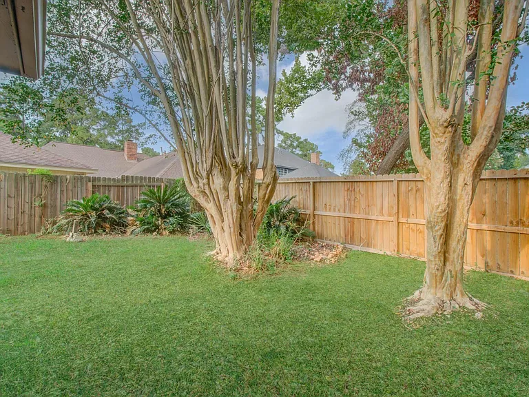 5803 Forest Timbers Dr — Photo 32