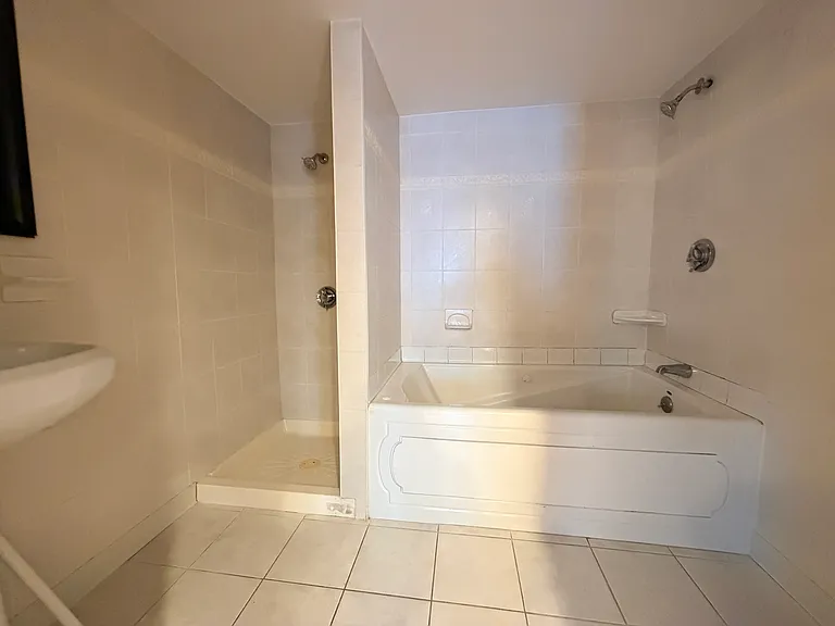141-143 Bloomingdale St #1 — Photo 6