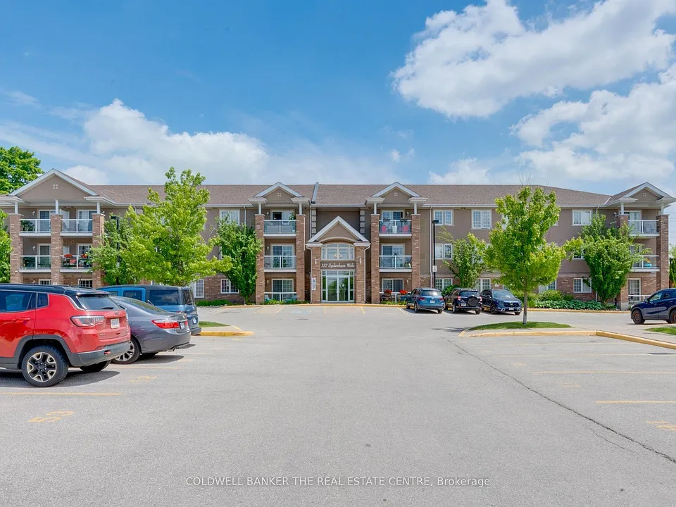 137 Sydenham Wells Dr #15