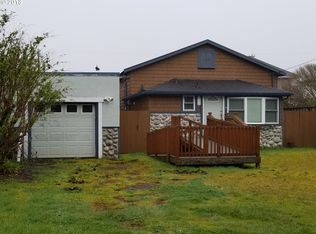 211 3rd Ave, Seaside, OR 97138