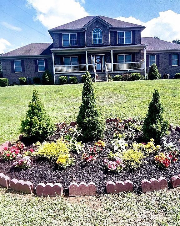 2501 Sycamore Run Court.
