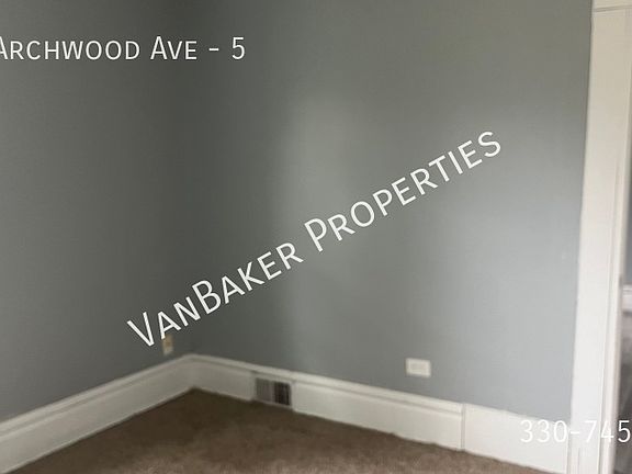 4th image of 58 E Archwood Ave APT 5