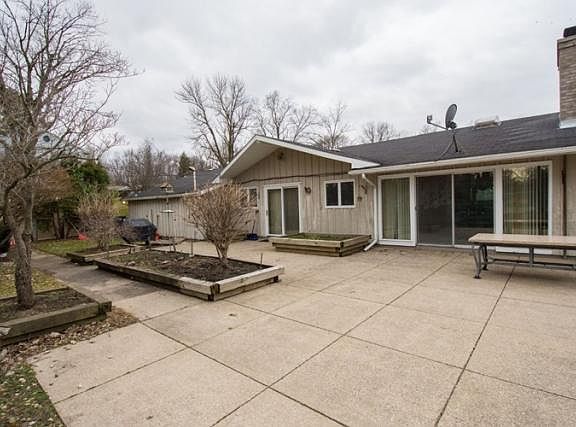 2nd image of 3420 Hays Ct
