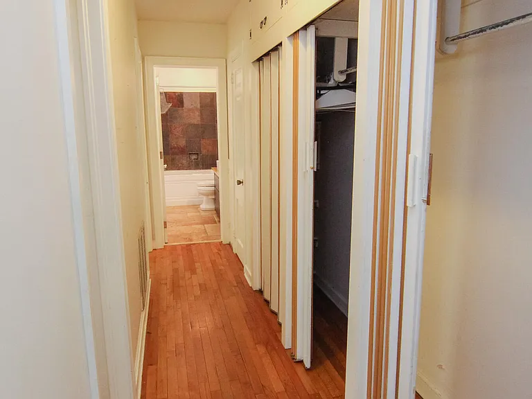 1207 Pine Ave — Photo 35