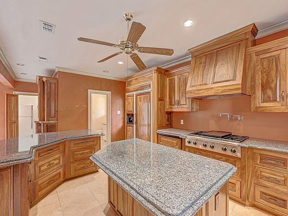 5th image of 11519 Habersham Ln