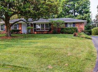 1704 Lynn Way, Graymoor Devondale, KY 40222