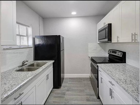 5th image of 1157 W 32nd St