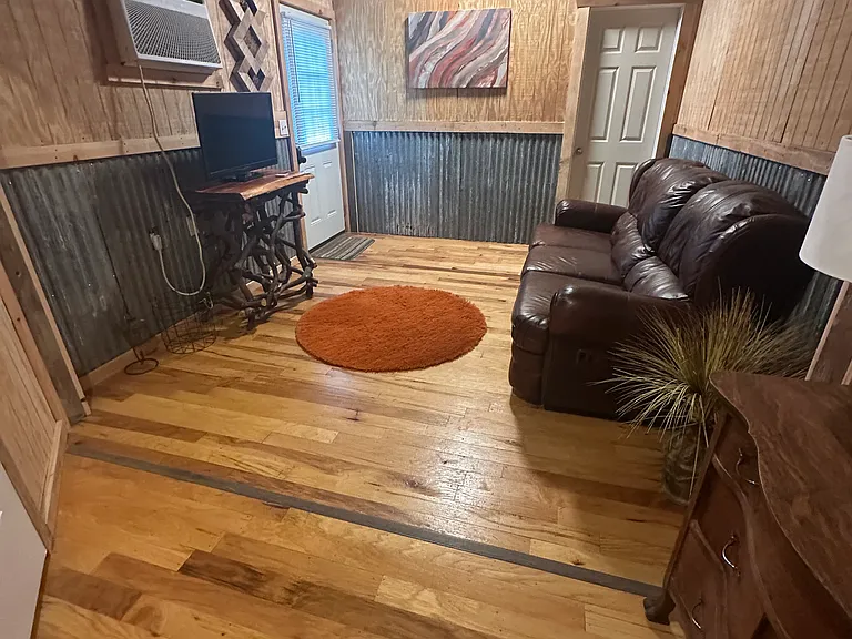 2245 Winona Rd — Photo 2