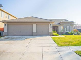 679 Apricot Ct, Los Banos, CA 93635