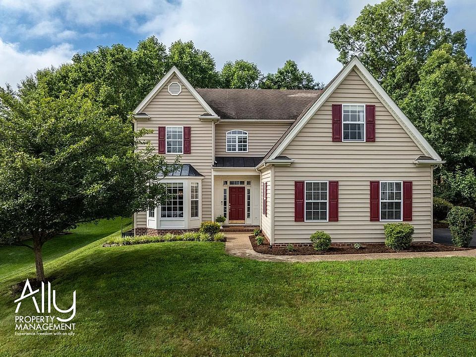 1st image of 362 Grayrock Dr