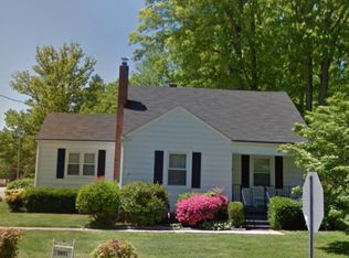 2601 Stratford Dr, Greensboro, NC 27408