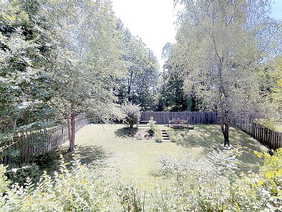 2nd image of 2757 Ann Dr