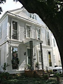 1st image of 4610 Prytania St