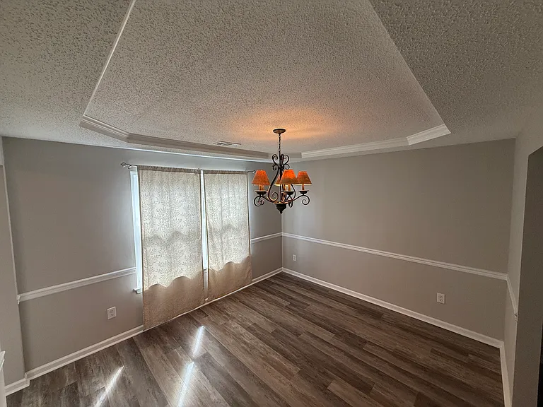 3176 Amador Dr — Photo 4