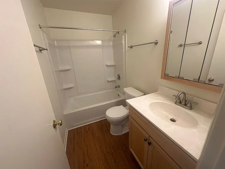 Wyandotte Ave 416 MLR — Photo 11
