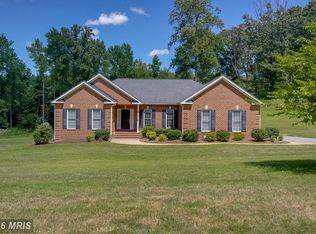 10 Fleetwood Farm Ln, Fredericksburg, VA 22405