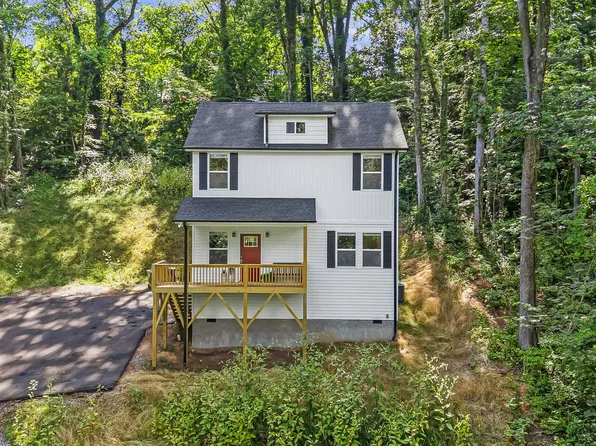 461 Governors View Rd, Asheville, NC 28805