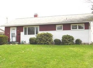 110 Overhill St, Grove City, PA 16127