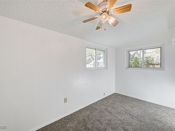 5th image of 621 Utah St