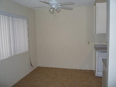 3rd image of 12746 Pacific Ave APT 4