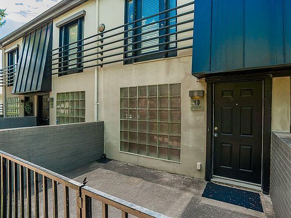 3rd image of 4414 Buena Vista St