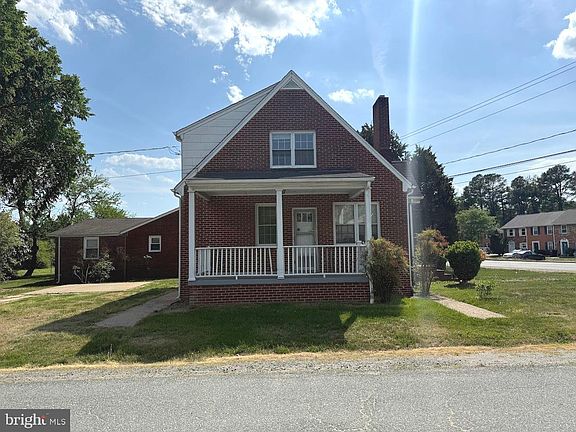 3rd image of 2401 Lafayette Blvd