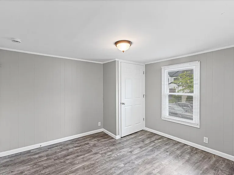 675 Main St #2 — Photo 13