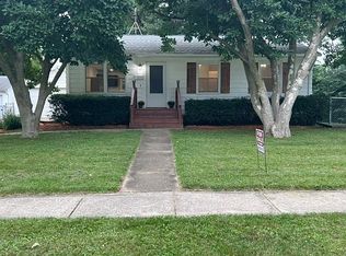 1434 Willard St, Galesburg, IL 61401