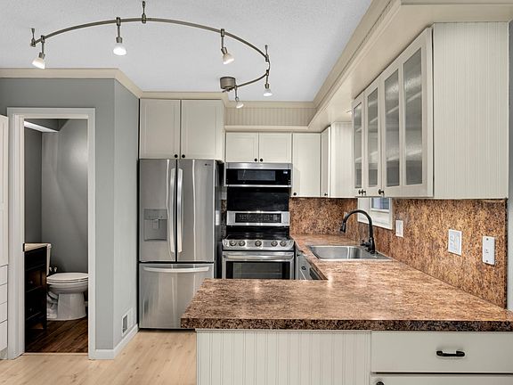 4th image of 11450 Minnetonka Mills Rd