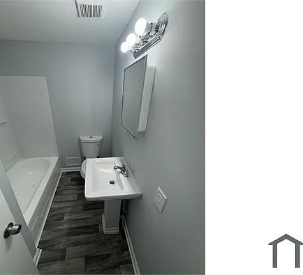 123 N Dupont St — Photo 7