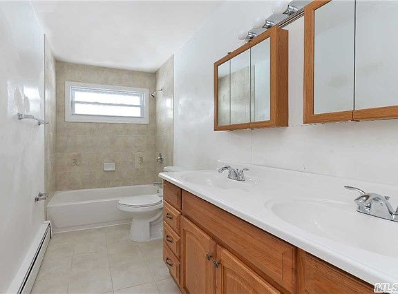 4th image of 15 Lakeview Ct