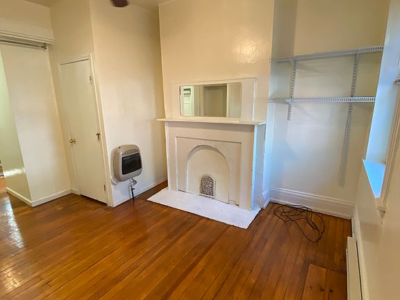 2nd image of 112 W Pomfret St APT 1