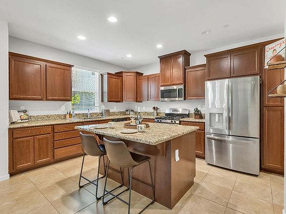 3rd image of 7832 Acorri Walk